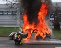 Fires Prompt Total Recall of Porsche 2014 911 GTEs